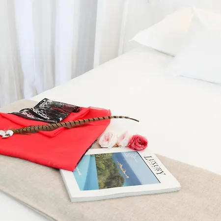 Hotel L'hostellerie Du Moulin Des Oliviers 5*