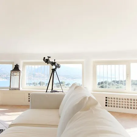 L'hostellerie Du Moulin Des Oliviers 5*