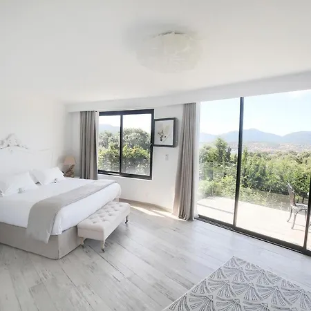 L'hostellerie Du Moulin Des Oliviers Olmeto (Corsica)