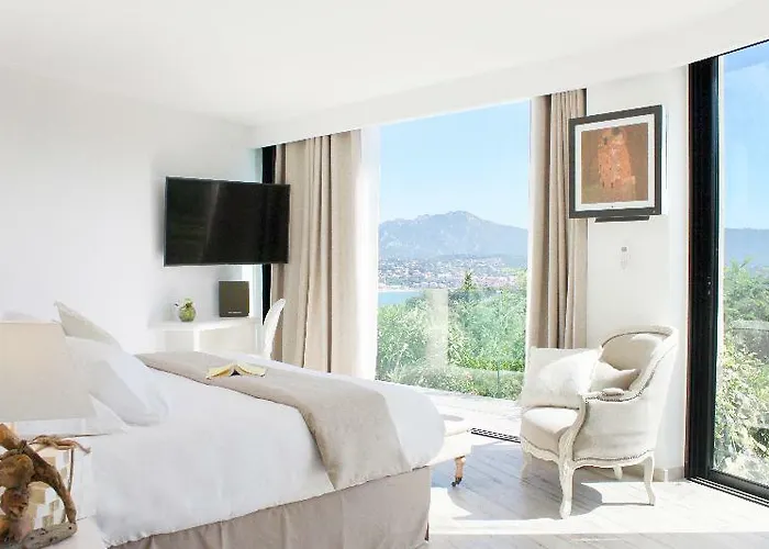 L'hostellerie Du Moulin Des Oliviers 5* 奥尔梅托