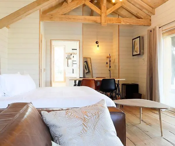 L'hostellerie Du Moulin Des Oliviers 5*