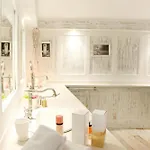 L'hostellerie Du Moulin Des Oliviers Hotel Olmeto (Corsica)