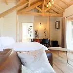 L'hostellerie Du Moulin Des Oliviers 5*