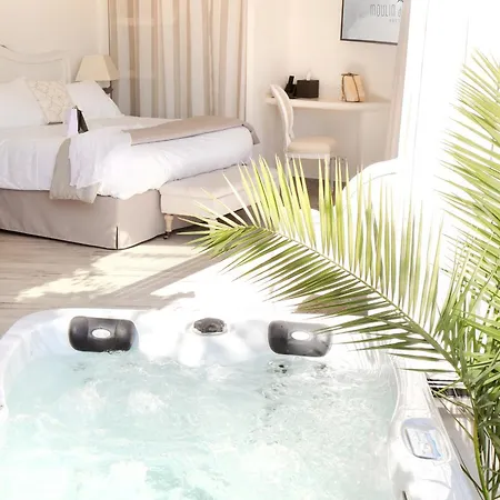 L'hostellerie Du Moulin Des Oliviers