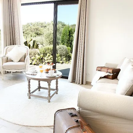 Hotel L'hostellerie Du Moulin Des Oliviers