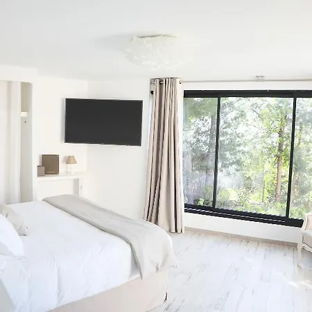 L'hostellerie Du Moulin Des Oliviers Hotel Olmeto (Corsica)