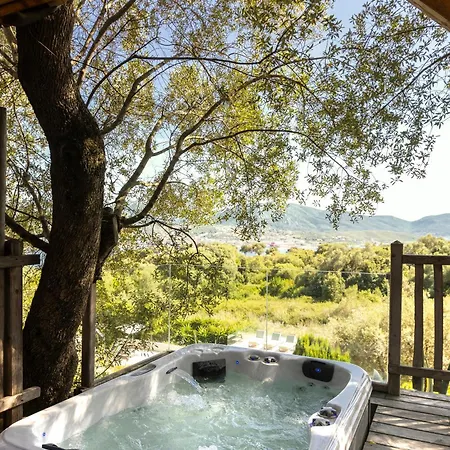 Hotel L'hostellerie Du Moulin Des Oliviers Olmeto (Corsica)