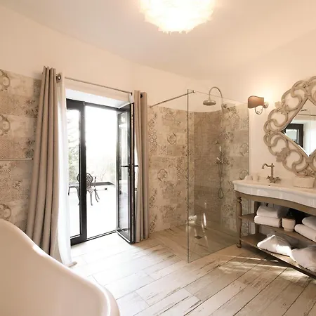 ホテル L'hostellerie Du Moulin Des Oliviers オルムト