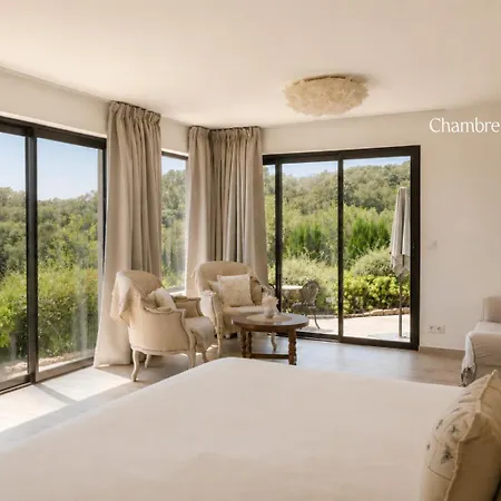 L'hostellerie Du Moulin Des Oliviers 5*