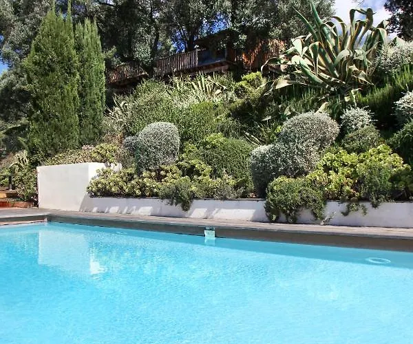 L'hostellerie Du Moulin Des Oliviers 5* Olmeto (Corsica)