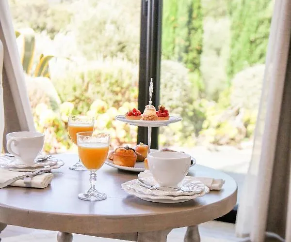 L'hostellerie Du Moulin Des Oliviers